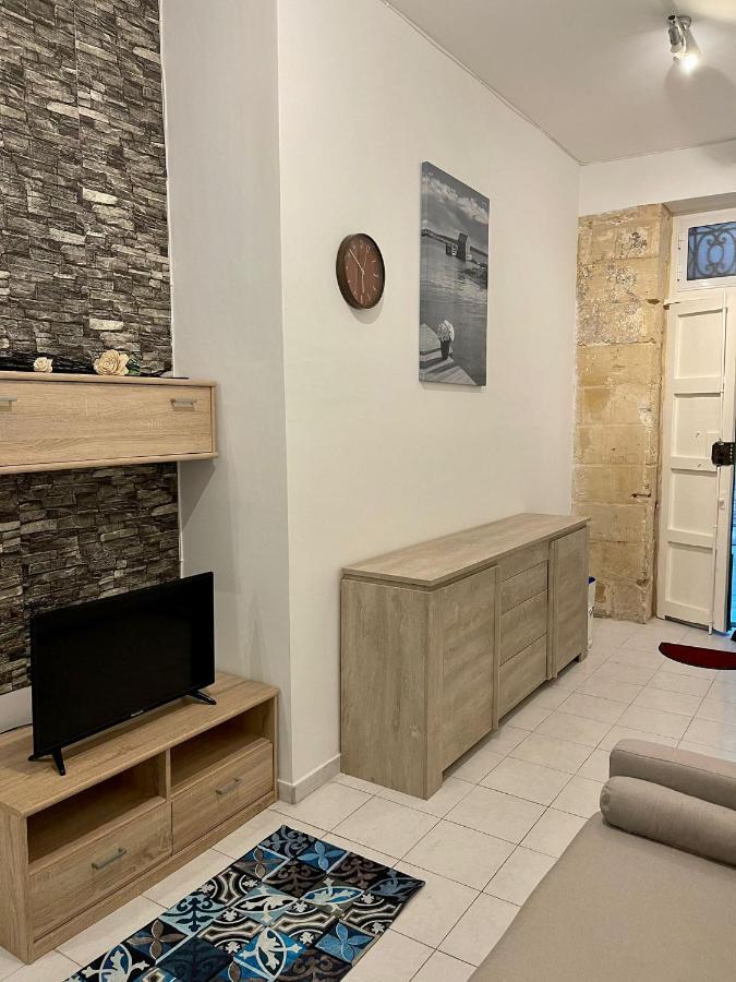 Balesa Property - Modern Duplex House In Central Sliema Extérieur photo