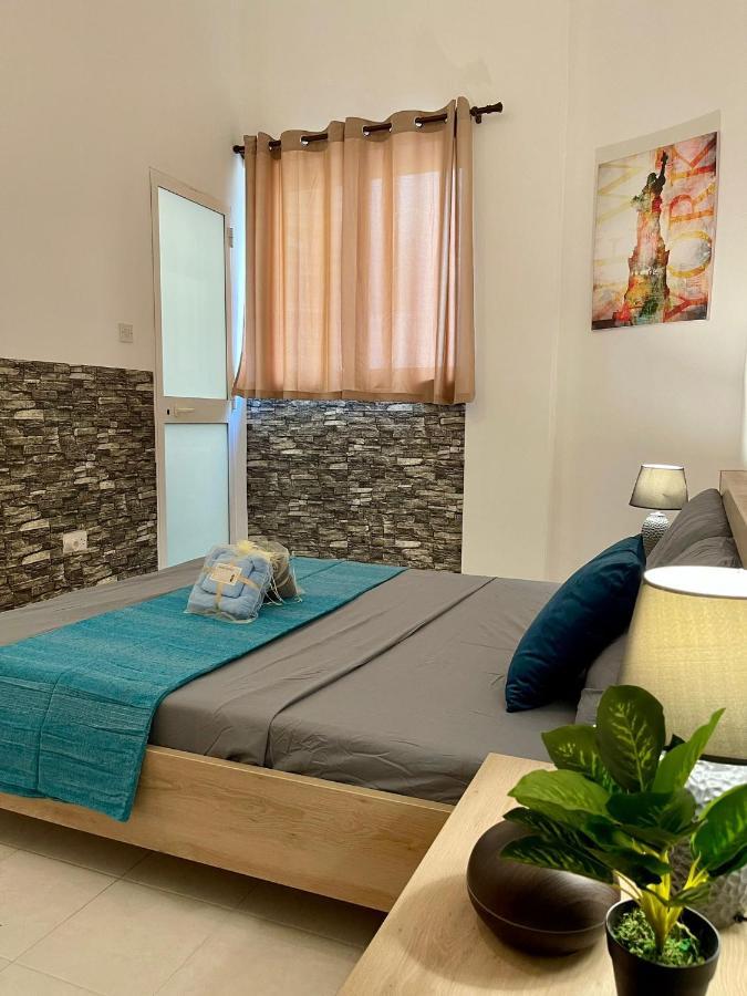 Balesa Property - Modern Duplex House In Central Sliema Extérieur photo